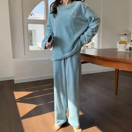 Pyjama Hiver Femme en Velours de Corail – Chaud, Doux & Confortable – Nouvelle Collection Automne/Hiver