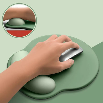 Tapis de Souris de Jeu Ergonomique – Tissu Soie de Lait, Fond Antidérapant & Mousse à Mémoire de Forme