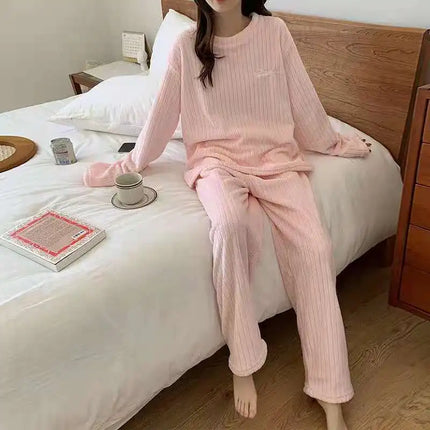 Pyjama Hiver Femme en Velours de Corail – Chaud, Doux & Confortable – Nouvelle Collection Automne/Hiver