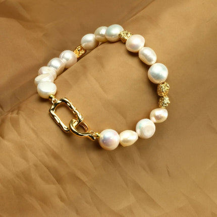 Bracelet en Perles d’Eau Douce Naturelles Baroques – Motif Géométrique Élégant pour Femme (8‑9 mm)