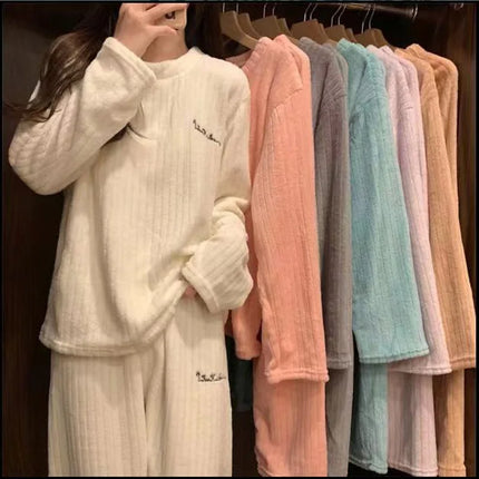 Pyjama Hiver Femme en Velours de Corail – Chaud, Doux & Confortable – Nouvelle Collection Automne/Hiver